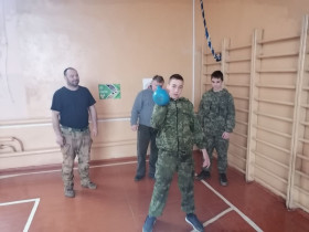 Конкурсная спортивная программа «Один день из армейской жизни»..