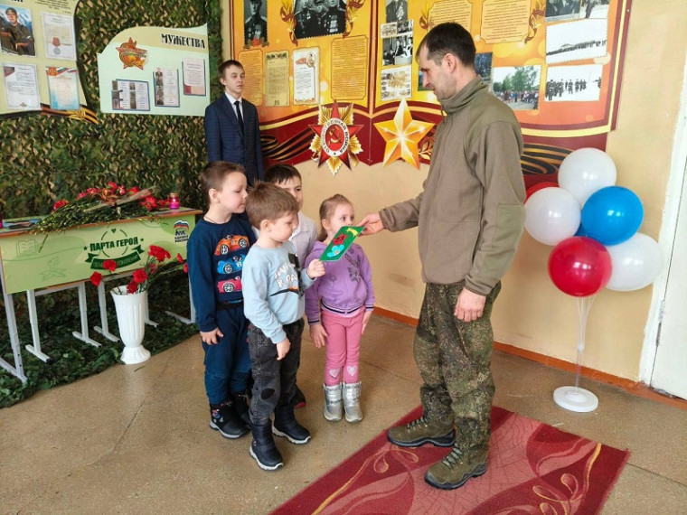 Час мужества «Всем военным посвящаем…».